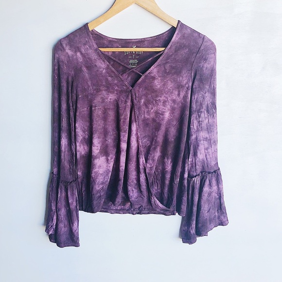 American Eagle Outfitters Tops - American Eagle Long Sleeve!!